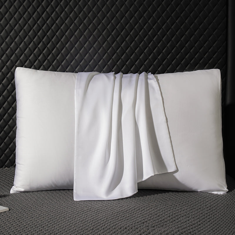 Chelle Silk Pillowcase